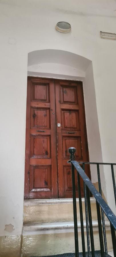 דירות Casa Di Paola Via Napoli בארי מראה חיצוני תמונה